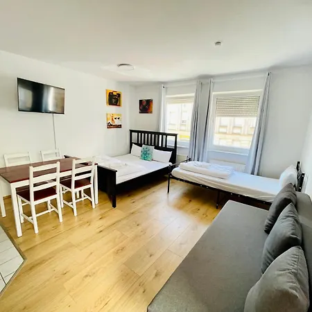 Apartmán Mit Balkon In - 12 Min Vom Hauptbahnhof Mit S-bahn Lipsko