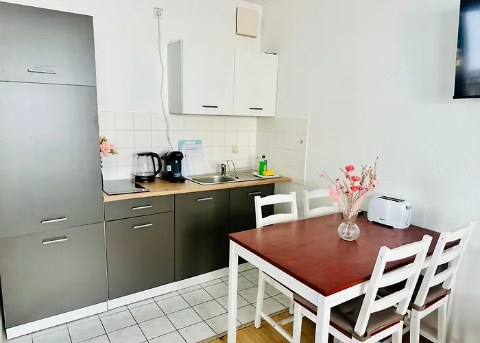 Mit Balkon In - 12 Min Vom Hauptbahnhof Mit S-bahn * Lipsko