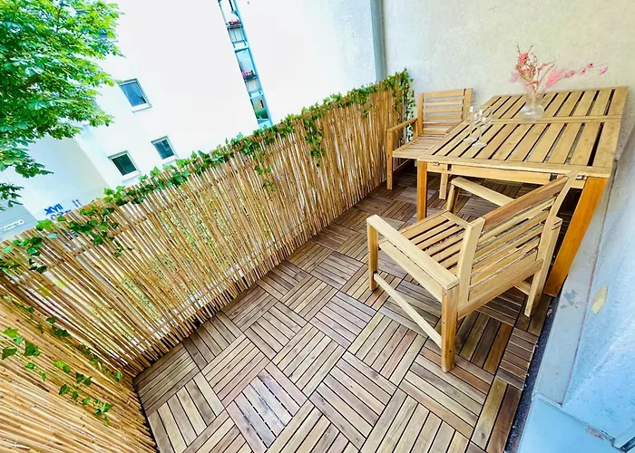 Mit Balkon In - 12 Min Vom Hauptbahnhof Mit S-bahn Lipsko