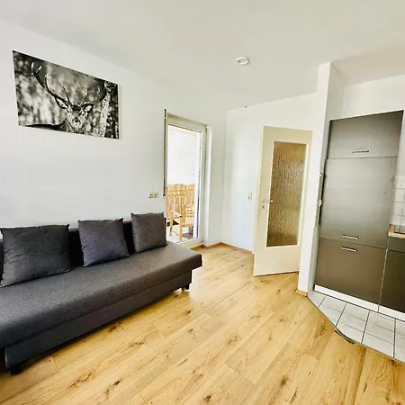 Mit Balkon In - 12 Min Vom Hauptbahnhof Mit S-bahn Apartamento Leipzig